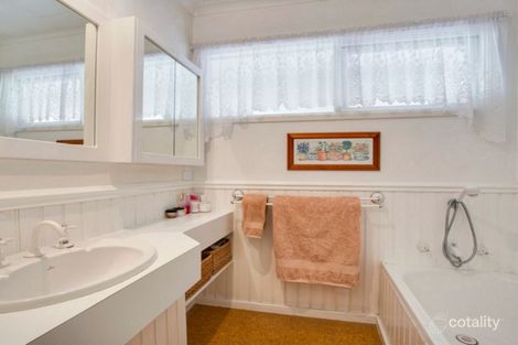 Property photo of 75 The Parkway Bradbury NSW 2560