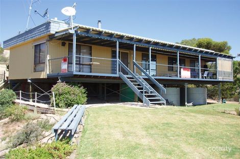 8 Herrmanns Landing Rd, Nildottie, SA 5238