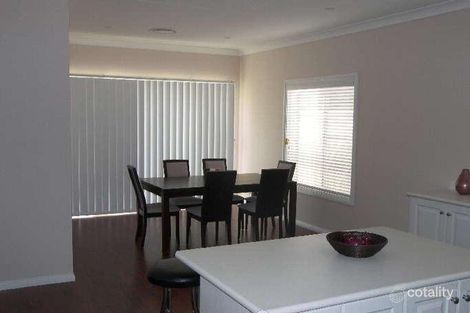 Property photo of 19 Wilburtree Street Hillvue NSW 2340