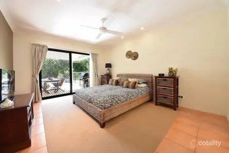 Property photo of 41 Coronet Crescent Burleigh Waters QLD 4220