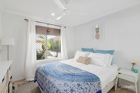 Property photo of 4/31 Tallebudgera Creek Road Burleigh Heads QLD 4220