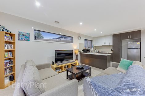 2/49 Wilmot Dr, Delahey, VIC 3037