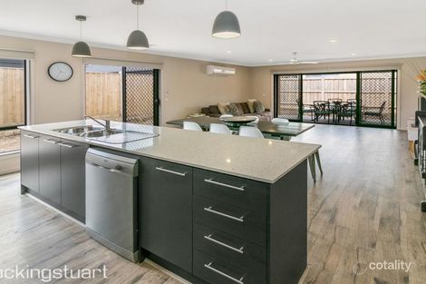 Property photo of 6 Macks Place Safety Beach VIC 3936