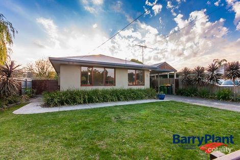 27 Railway Ave, Beaconsfield, VIC 3807