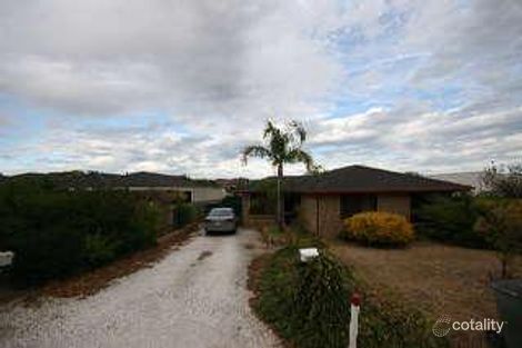 28 Champagne Cres, Woodcroft, SA 5162
