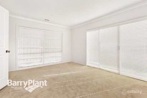 Property photo of 14 Albert Park Way Keysborough VIC 3173