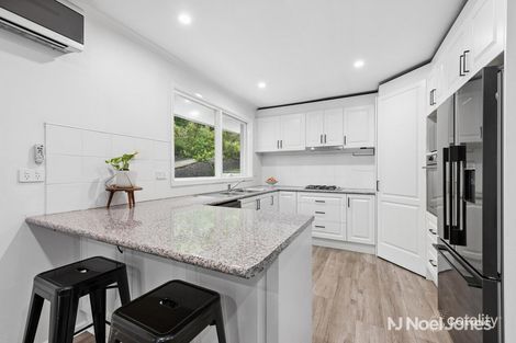 Property photo of 16 Edward Road Chirnside Park VIC 3116