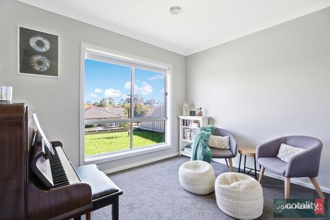 Property photo of 24 Amaroo Way Newborough VIC 3825