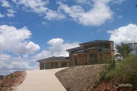 Property photo of 200 Boscombe Road Brookfield QLD 4069