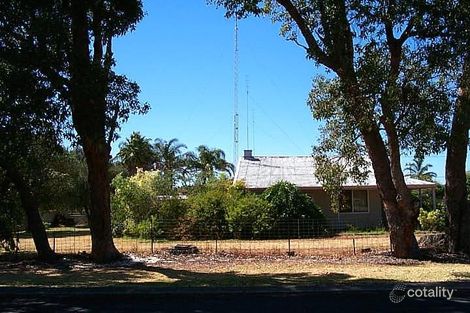 42 Third St, Harvey, WA 6220