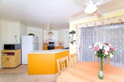 Property photo of 27 Matthews Crescent Roxburgh Park VIC 3064