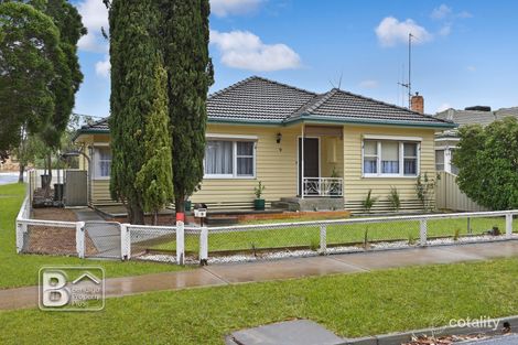 9 Danson Ave, Kangaroo Flat, VIC 3555