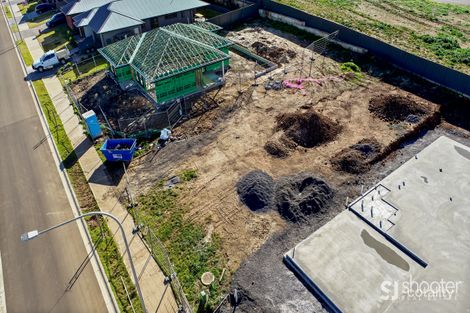 Property photo of 60 Azure Avenue Dubbo NSW 2830