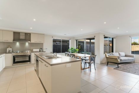 Property photo of 3 Crystall Place Armstrong Creek VIC 3217