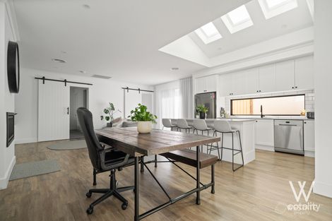 Property photo of 28 Henry Street Bathurst NSW 2795