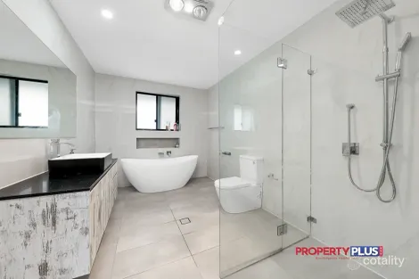 Property photo of 6 Trehearne Loop Austral NSW 2179