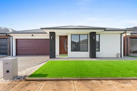 Property photo of 3 Hertford Place Strathtulloh VIC 3338