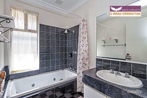Property photo of 43 Kangaroo Entrance Stratton WA 6056