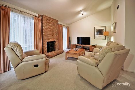 Property photo of 10 Lawry Court Keilor East VIC 3033