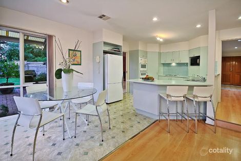 Property photo of 10 Lawry Court Keilor East VIC 3033