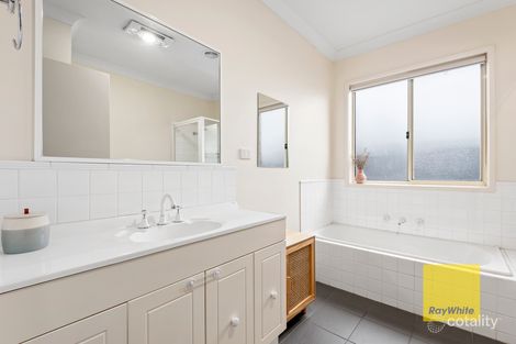 Property photo of 2/15 Arbour Grove Belmont VIC 3216