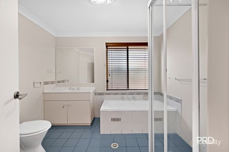 Property photo of 8 Thornbill Crescent Glenmore Park NSW 2745