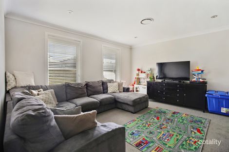 Property photo of 42 Lisbon Circuit Orange NSW 2800