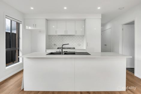 Property photo of 7 Folia Way Donnybrook VIC 3064