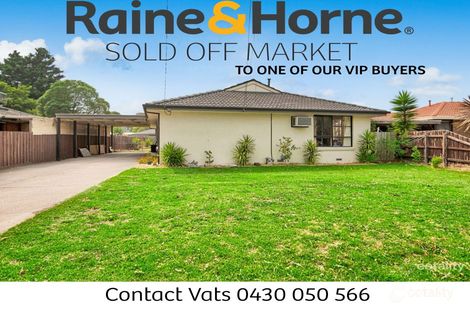 Property photo of 10 David Avenue Cranbourne VIC 3977