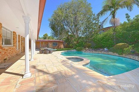 15 Yarrabung Rd, St Ives, NSW 2075