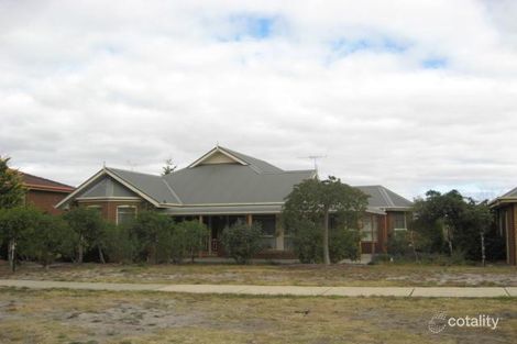 101 Yellow Gum Bvd, Sunbury, VIC 3429