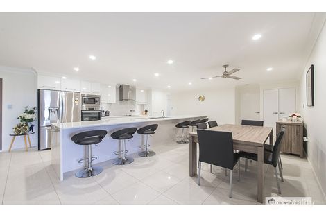 Property photo of 2 Belbowrie Avenue Norman Gardens QLD 4701