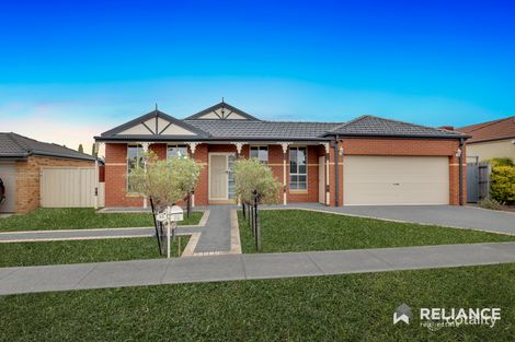 Property photo of 36 Border Boulevard Sunbury VIC 3429