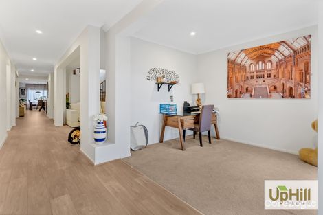 Property photo of 6 Randall Avenue Clyde North VIC 3978