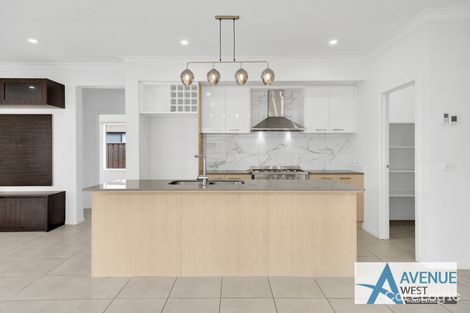Property photo of 10 Locust Road Aintree VIC 3336