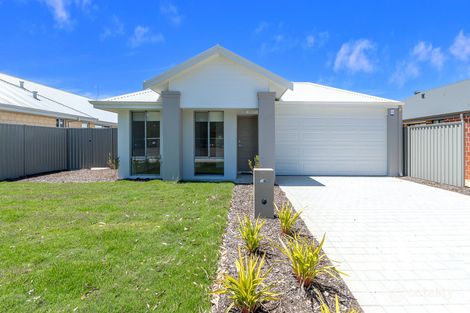 11 Pistachio Gr, South Yunderup, WA 6208