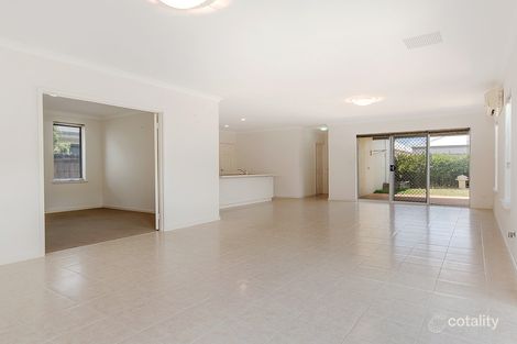 Property photo of 29 Pacifica Way Dudley Park WA 6210