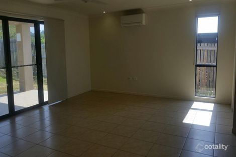 Property photo of 1/71 Endeavour Circuit Cannonvale QLD 4802