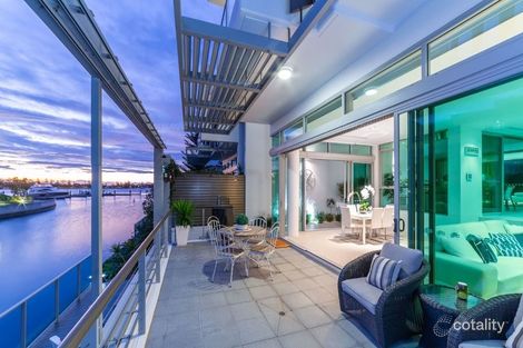 Property photo of 9106 Ephraim Island Parade Paradise Point QLD 4216
