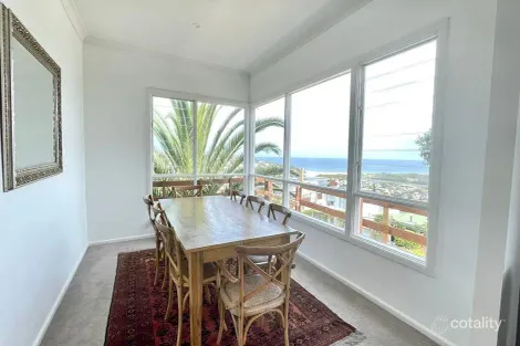 Property photo of 94 Headland Road North Curl Curl NSW 2099