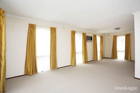 Property photo of 8 Hempstead Avenue Vermont South VIC 3133