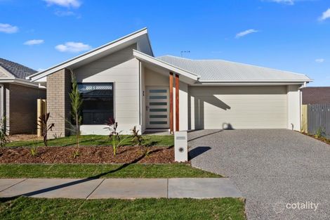 17 Pine St, Caboolture South, QLD 4510