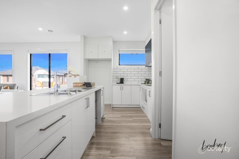 Property photo of 10 Folklore Drive Wollert VIC 3750