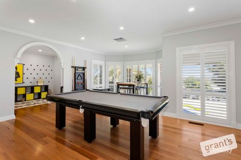 Property photo of 15 Harries Court Narre Warren North VIC 3804