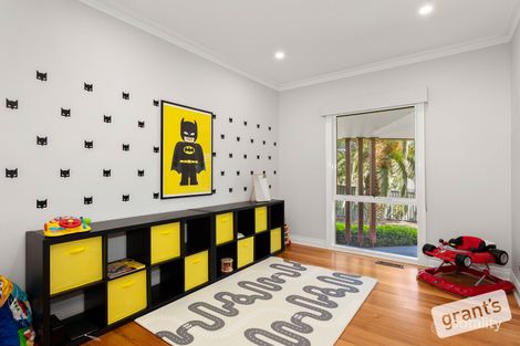 Property photo of 15 Harries Court Narre Warren North VIC 3804