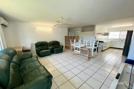 3/17 Stevenson St, South Mackay, QLD 4740