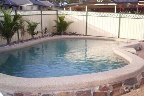 Property photo of 39 Willow Road Mount Hutton NSW 2290