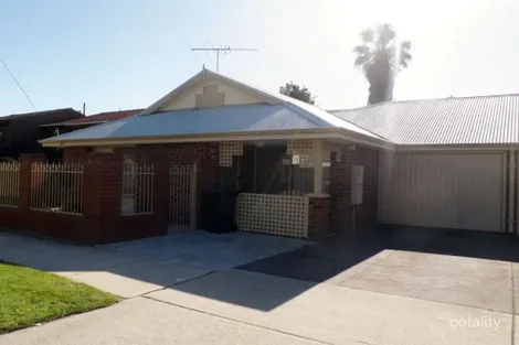 20a Gwenyfred Rd, Kensington, WA 6151