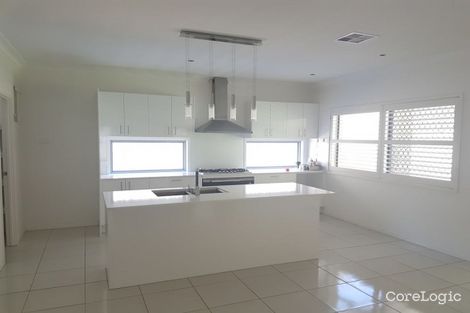 Property photo of 27 Copmanhurst Place Sumner QLD 4074