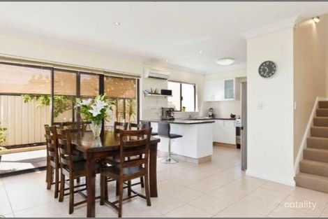Property photo of 328C Scarborough Beach Road Innaloo WA 6018